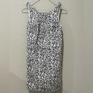 NWOT- ZARA Mini Dress with Daisy pattern and V-open back